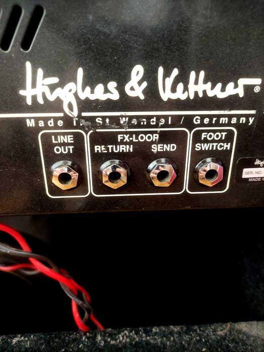 Китарно кубе Hughes & Kettner Attax 80