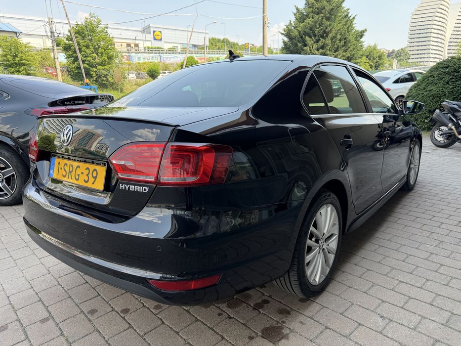 VOLKSWAGEN Jetta 2013 — imagine 3