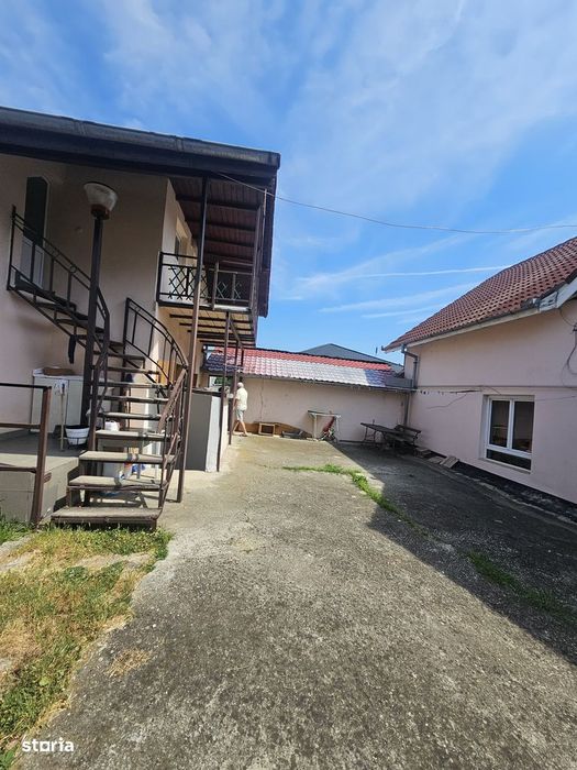 Casa si teren Goranu Rm Valcea