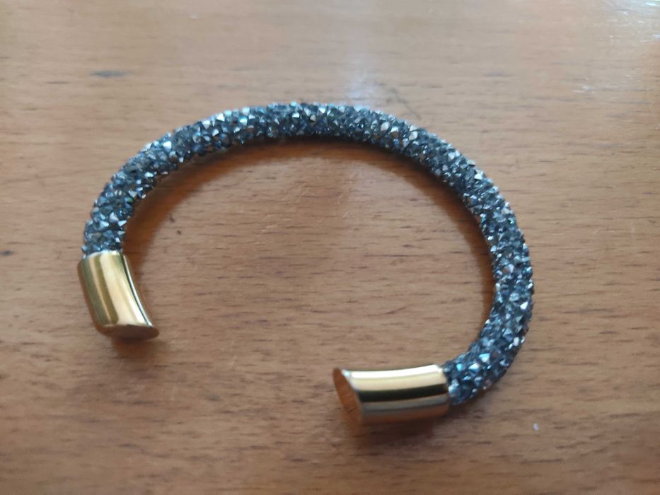 Дамска гривна GUESS