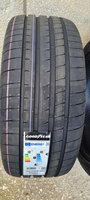 Продавам 4 бр. нови гуми 20" за джип или SUV