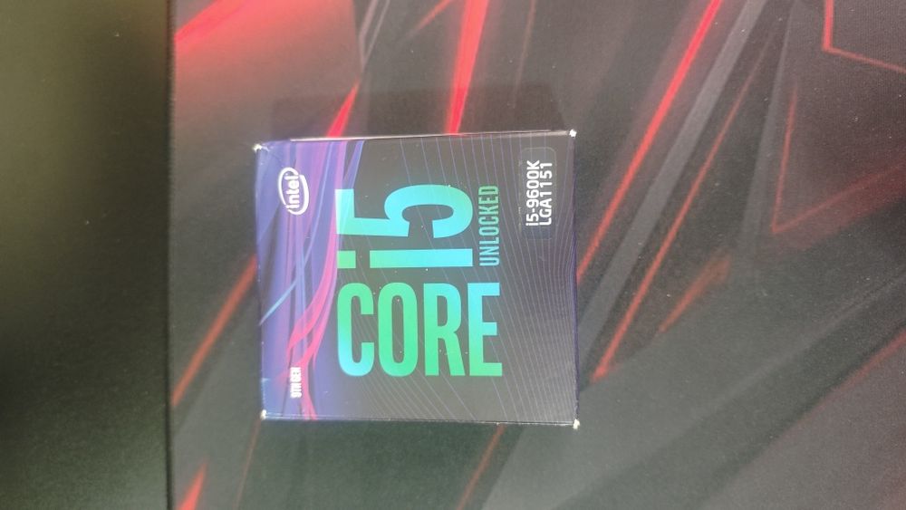 Продам Процессор I5 9600K