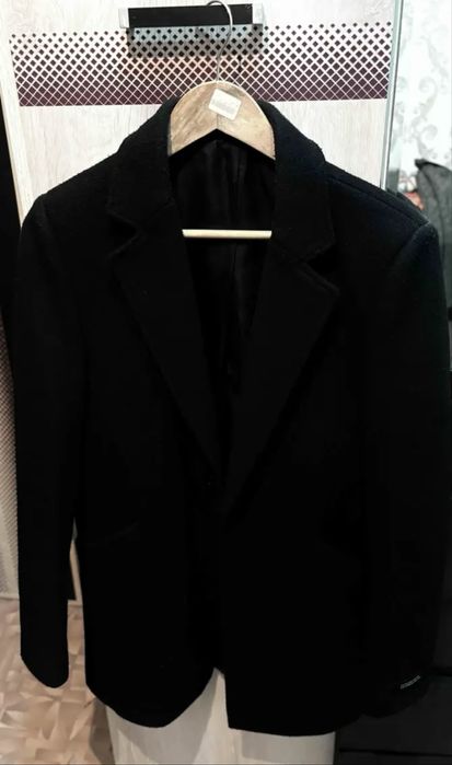 Продам мужское пальто