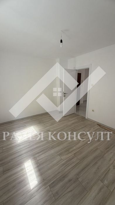 Продава се Тристаен апартамент в Пловдив, Каменица 1 - 170 кв.м за 1548 €/кв.м - Снимка #6