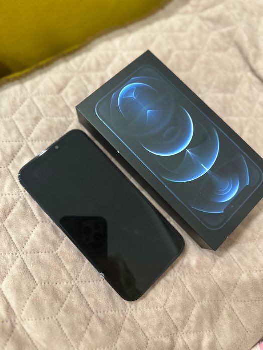 Продам IPhone 12 Pro 256 GB