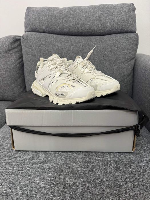 Balenciaga Track