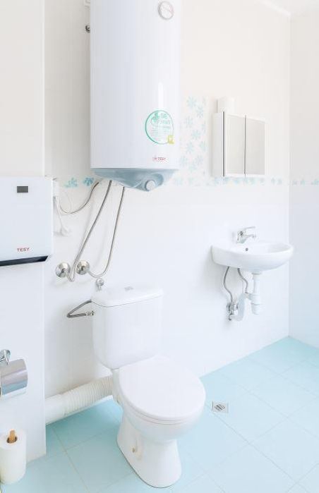 Дава се под наем Двустаен апартамент в Варна, Бриз - 74 кв.м за 500 € - Снимка #3