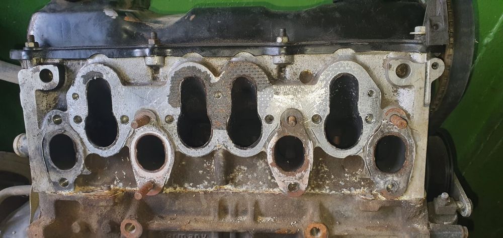 Двигатель Ауди А6с4 2.0 АВК