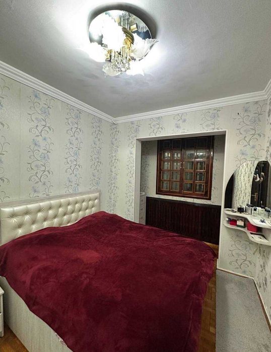 Ойбек 3ком 1этаж , продается квартира, 72м2 ( Тарас шевченко )