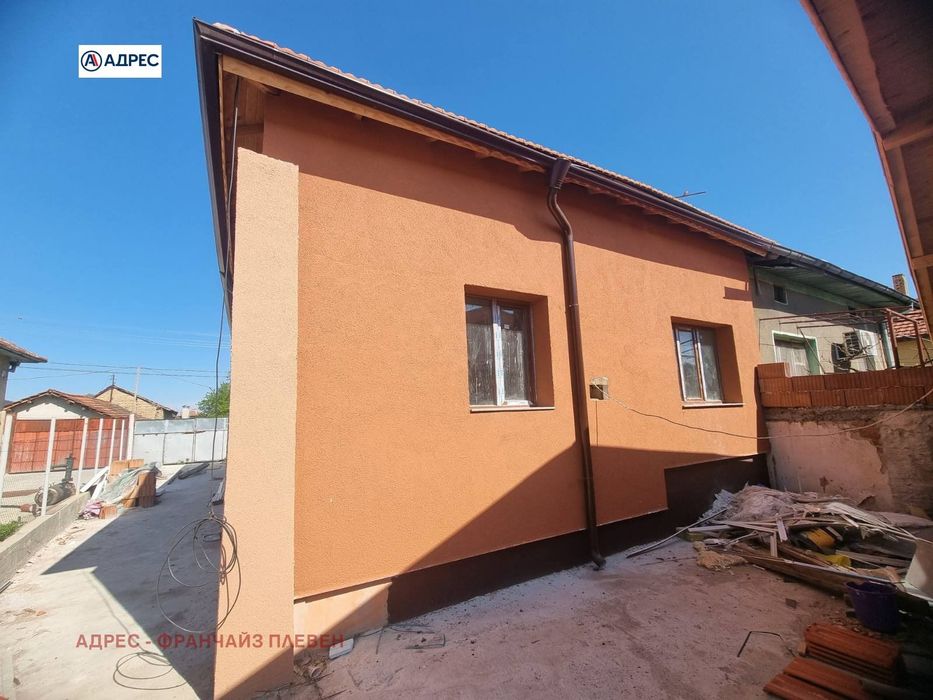 Продава се Къща в с. Ясен, Област Плевен - 85 кв.м за 2706 €/кв.м - Снимка #1