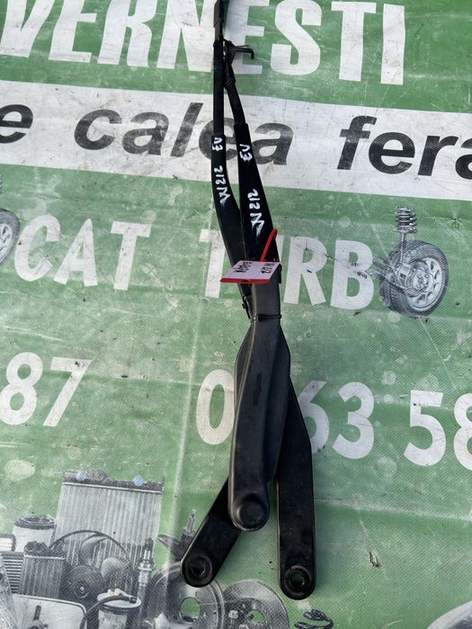 Braț stânga ștetgatoare Mercedes W212  volan stânga