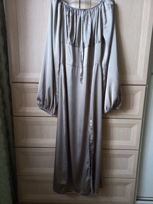 Продается вечернее платье