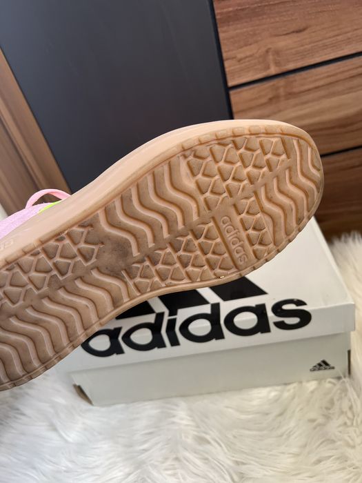 Оригинални маратонки adidas