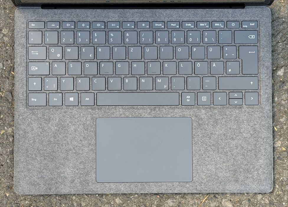 Лаптоп Microsoft Surface Laptop 3, 13.5”, Touchscreen, i5-1035G7, 8GB RAM, 256GB SSD