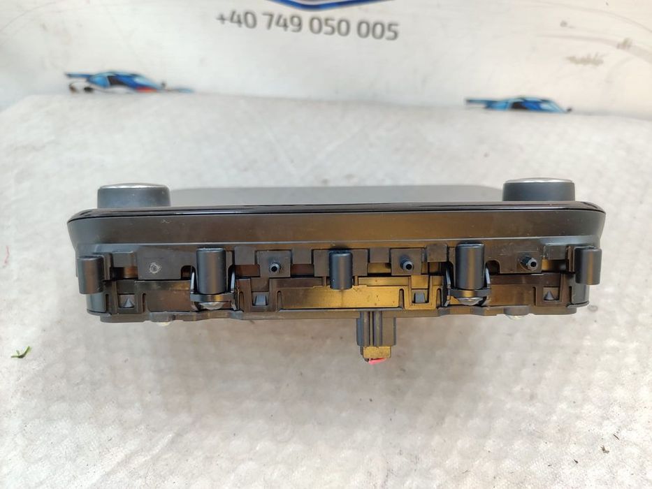 NAVI / DISPLAY CENTRAL MULTIMEDIA + ECRAN TACTIL 6.5 FORD FIESTA MK8 2017 / 2017–2023 / COD OEM H1BT-18B955-GD (5E2)