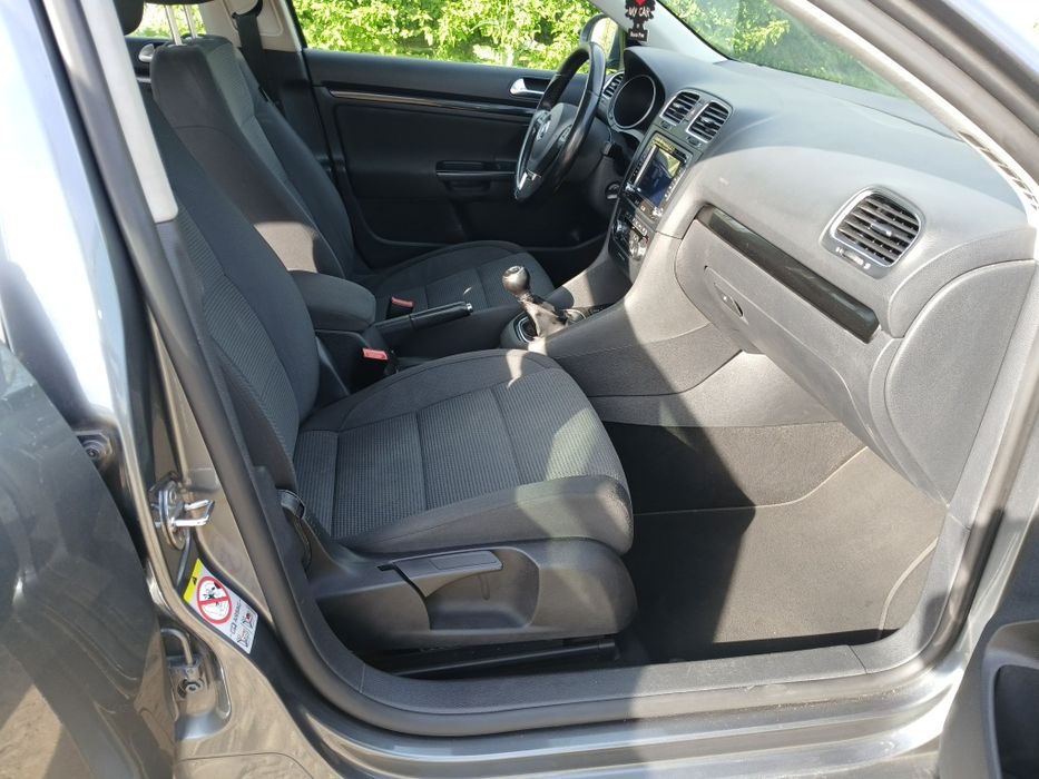*Vw golf 6 Style 1,6-mpi*