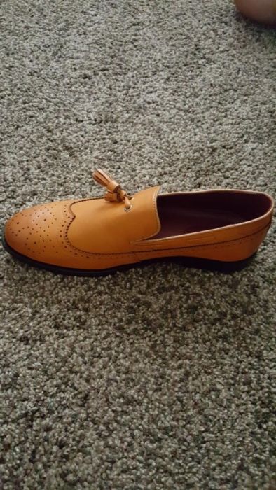 Pantofi stil loafer