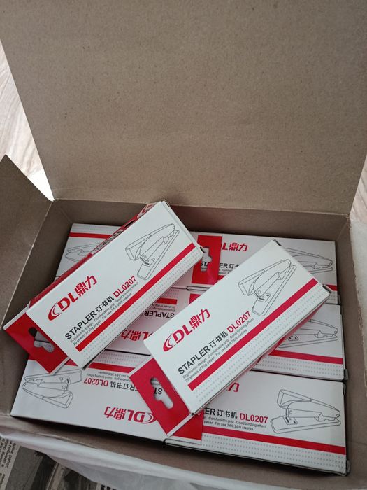 Степлер канцелярский для бумаги