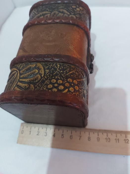 Шкатулка сундучок.