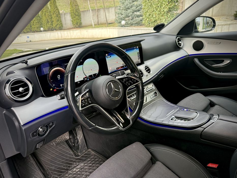 Mercedes Benz E220d Facelift Mod 2021! Garantie 12 Luni !