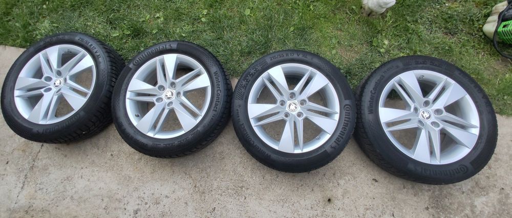 Skoda Karoq 215/55/17