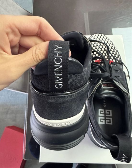 Givenchy barbati  sneakersi