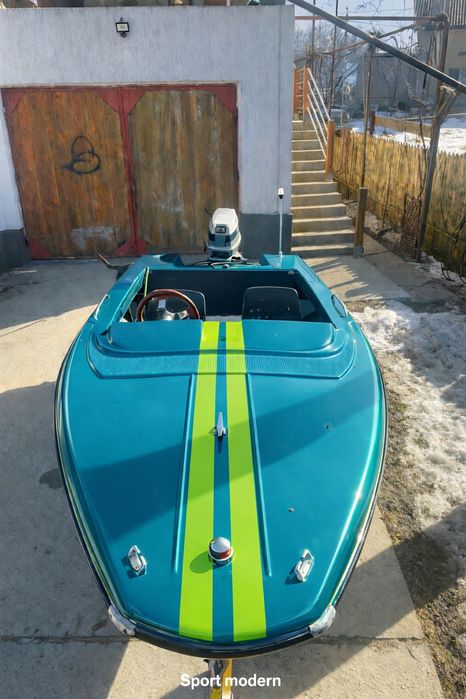 Barca Vega 410 Speedboat