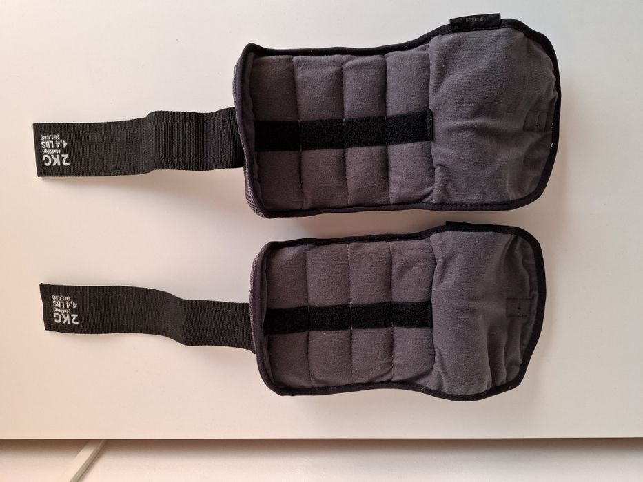 Greutăți glezne si încheieturi pentru fitness  2X2kg ( aproape noi)