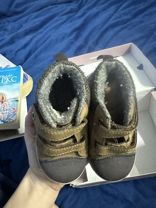 Детские ботинки