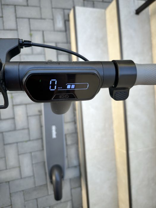 De vânzare Ninebot KickScooter E2 – ca nou!