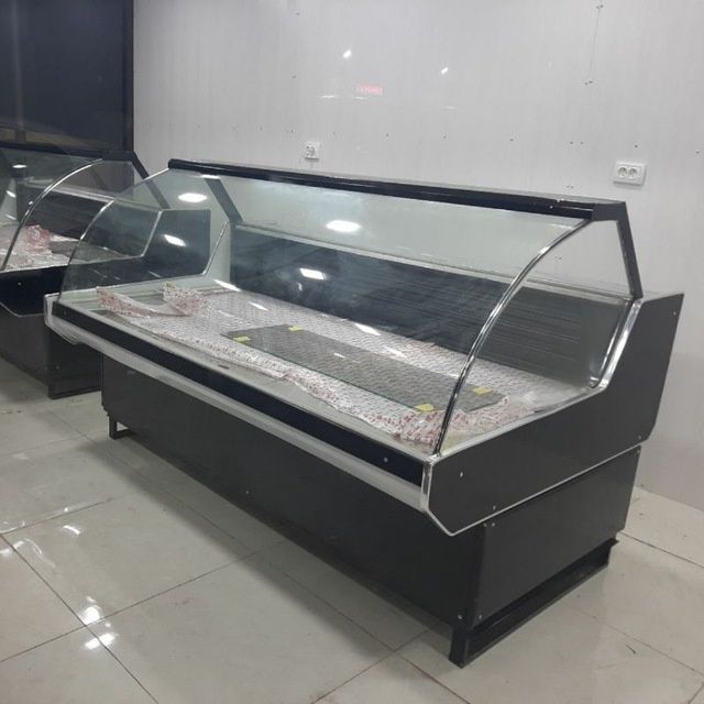 Витрина холодильник