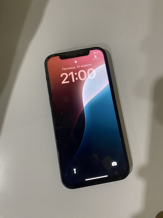 Продам айфон 12 128гб