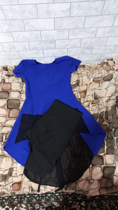 Продаётся нарядный костюм двойка