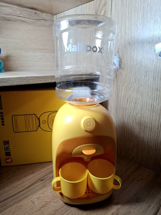 Игрушечный диспенсер