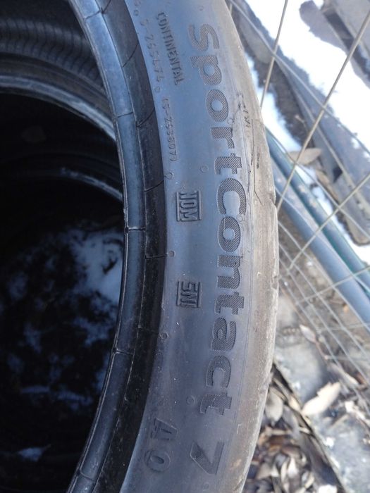 285/30ZR22 XL Continental