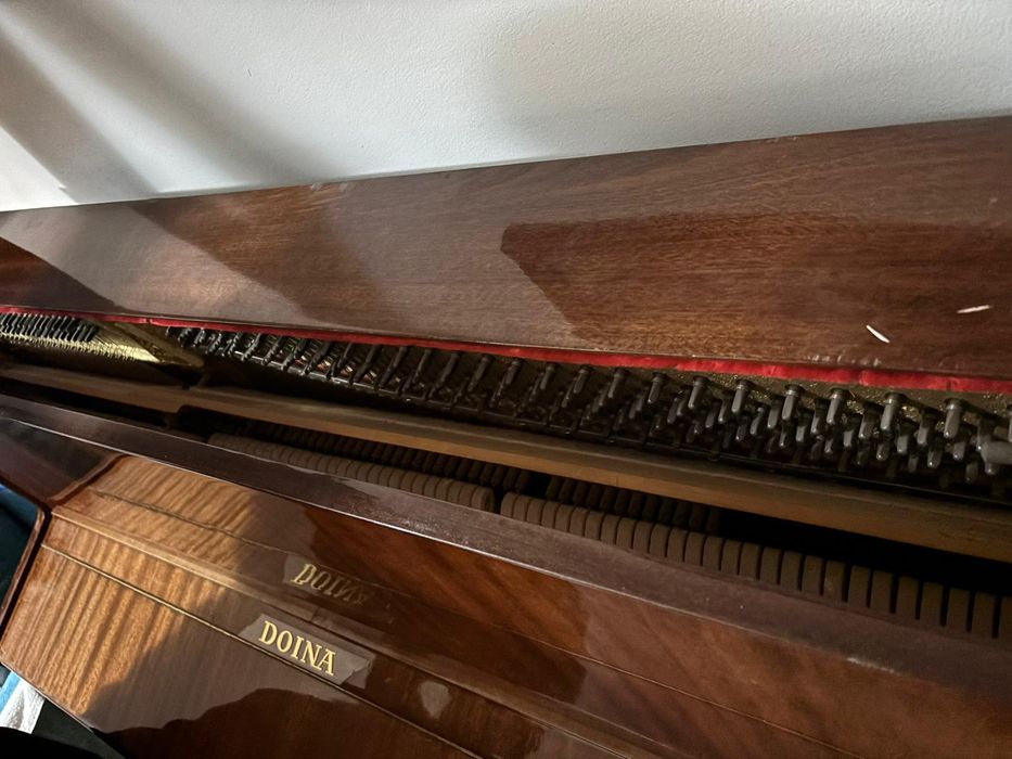 Pianina Doina cu placa bronz, 7 octave