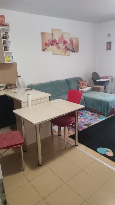 Se vinde apartament cu 3 camere