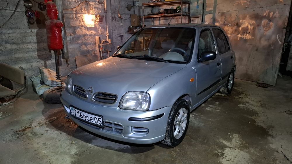 Продам Nissan Micra 2002 года