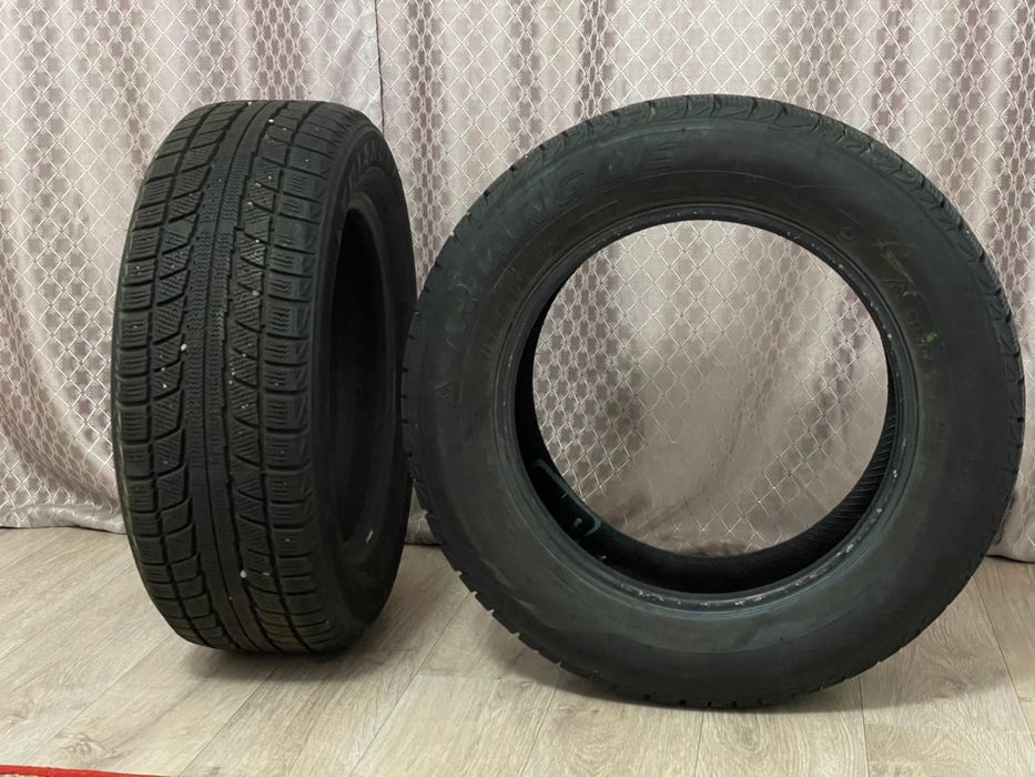 Продам зимние шины пару