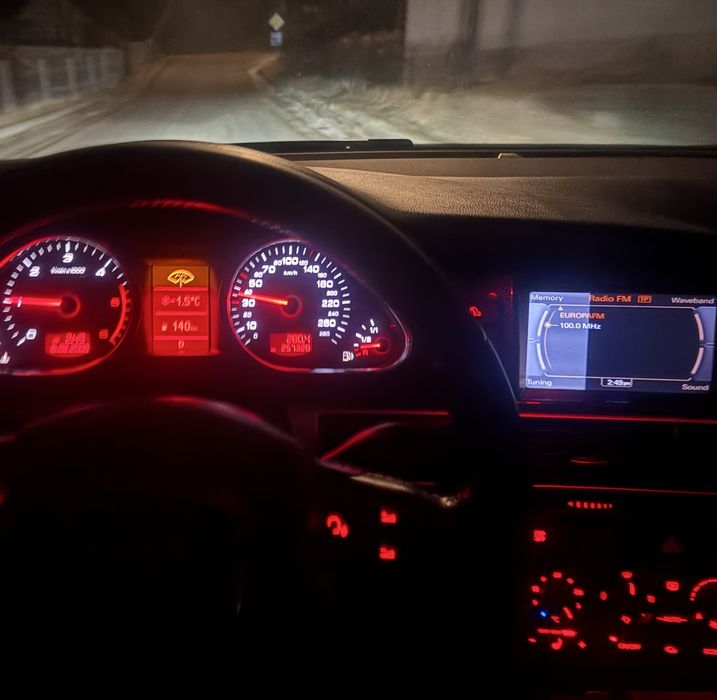 AUDI A6 Avant 2010 — imagine 3