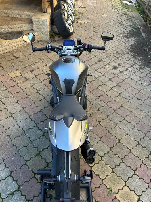 Triumph Speed Triple 1200 RS