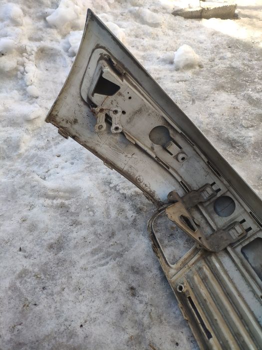 Бампер передний Мерседес w 210