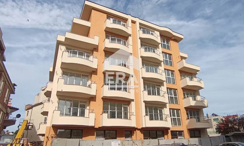 Продава се Едностаен апартамент в Поморие - 58 кв.м за 1319 €/кв.м - Снимка #2