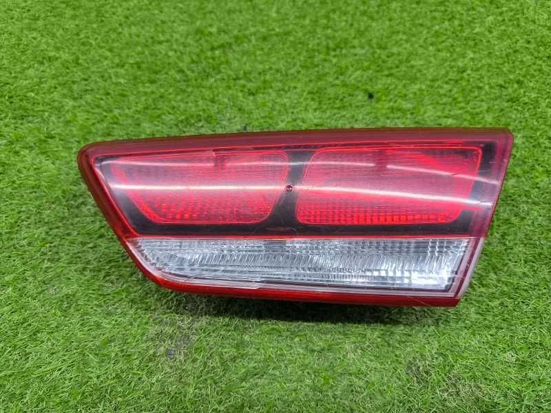 Фонарь внутренний Kia Optima 19г правое