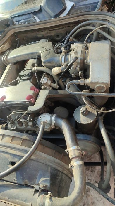 Продам двигатель на Мерседес 111 объем 2 л