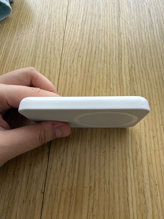 Apple MagSafe Battery Pack  Провод оригинал Lighting в комплекте