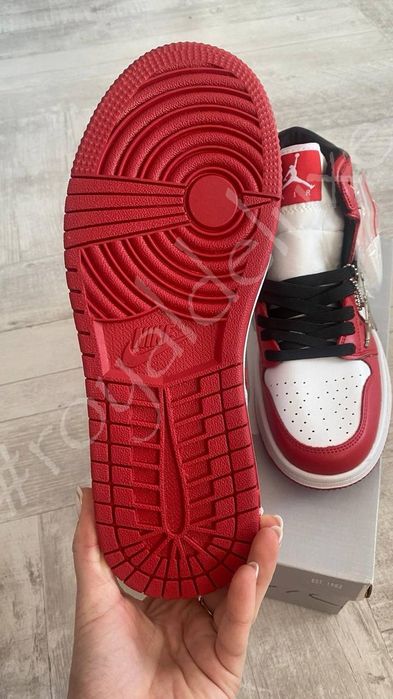 Adidasi barbati NIKE 42