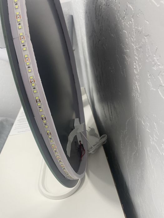 Продам зеркало круглое