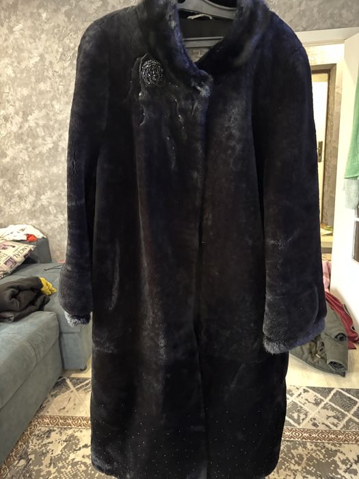 Продам мутоновую шубу