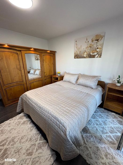 1 cam 33 mp zona garii et2/8 mob si utilat complet  totul nou 380 euro